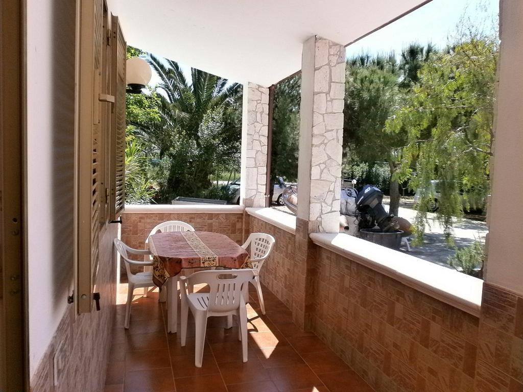Villa Grazia Вьесте Экстерьер фото